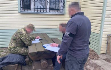 Закупали продукты для военных по завышенным ценам: разоблачены чиновники в Херсонской области