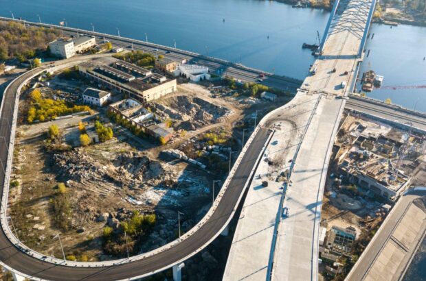 Подольско-Воскресенский мост в Киеве официально не вводили в эксплуатацию