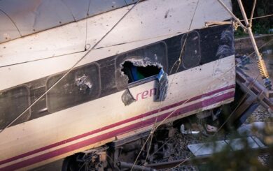 В Польше предполагают, что Россия взорвала колеи в Испании.
