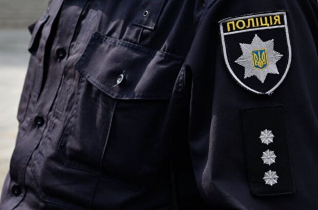 На Харківщині затримали ділка, який за $2000 обіцяв сховати від мобілізації