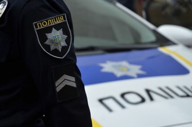 В Киеве таксист сломал челюсть пассажирке