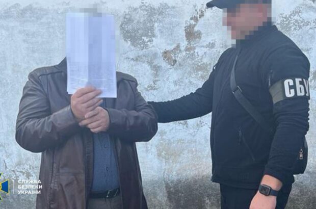 Наказала знищити всі українські підручники та прибрати українську символіку: викрито зрадницю з Запорізької області