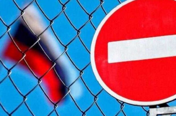 Китай прекратил поставлять товары в Россию без предоплаты