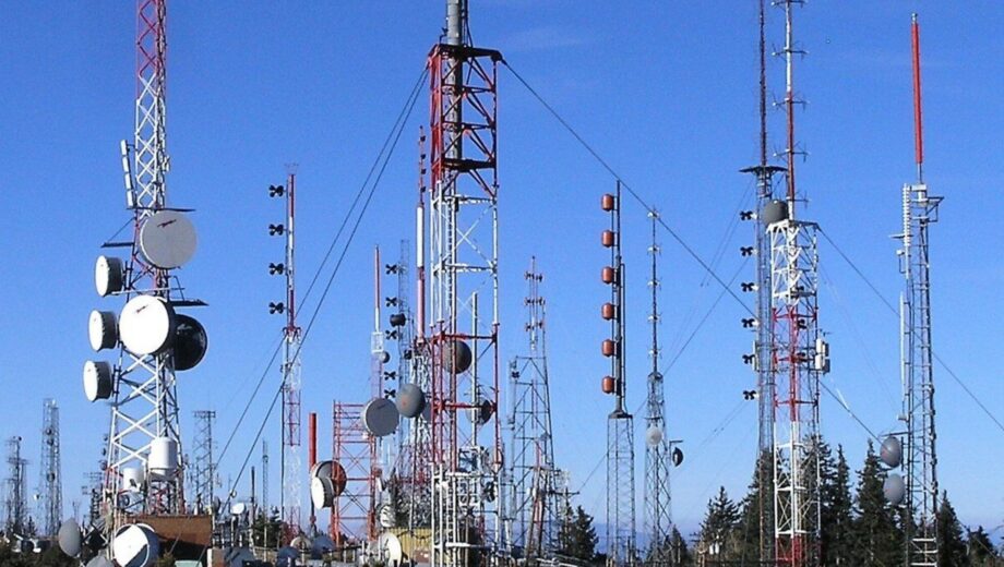 Российские войска атаковали радиотехнические объекты в Сумской области, нарушена связь