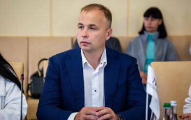 Роман Греба пользуется квартирой в Киеве, ездит на Lexus и декларирует скромные доходы