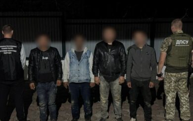 Затримання на кордоні: прикордонники Закарпаття попередили нічну втечу