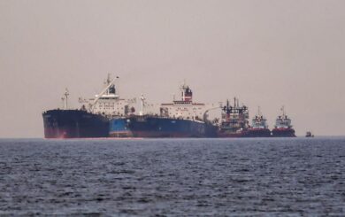 Рада підтримала санкції проти суден та літаків рф: як працюватиме новий механізм