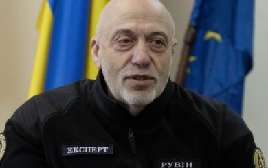 Скандал со вторым гражданством: Минюст не продлил контракт с Рувиным в должности главы КНИИСЭ