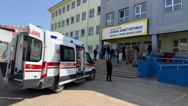 В Турции 18-летний юноша устроил стрельбу в школе: есть раненые ученики и учителя