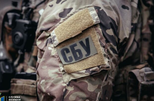 Осторожно, фейковая СБУ: враг вербует украинцев из-за мессенджеров и звонков под видом украинской спецслужбы