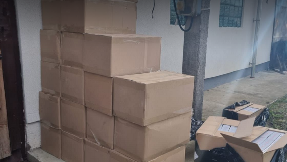 Более полутонны спирта и 80 тыс. пачек сигарет: на Львовщине БЭБ изъяло контрафактные товары на 4 млн грн