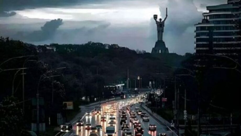 Держенергонагляд повідомив, як працюватиме світло у новорічну ніч
