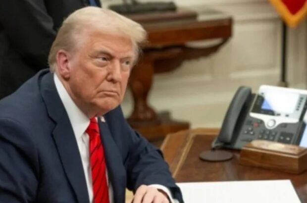 Трамп объявил о полном запрете полетов над Венесуэлой