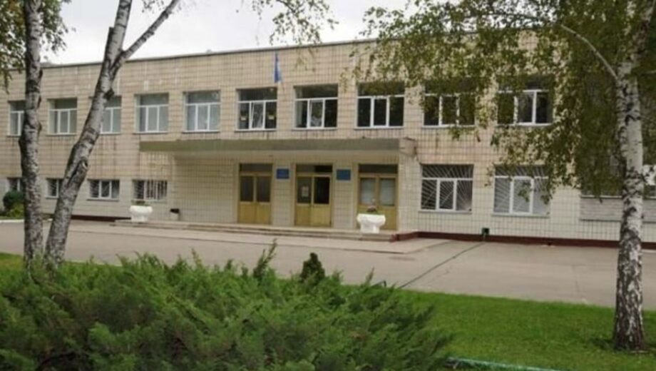 Тендер без победителя, школа – без укрытия: кто заблокировал закупку на 332 млн и при чем здесь депутат Киевсовета