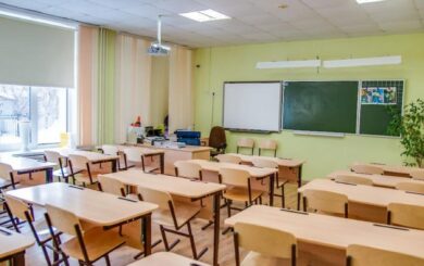 Заммэра Днепра наживалась на ремонтах школ – расследование