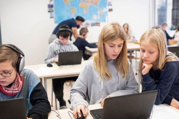 Терапія чи небезпека? Штучний інтелект видає себе за психіатра і радить вбивати