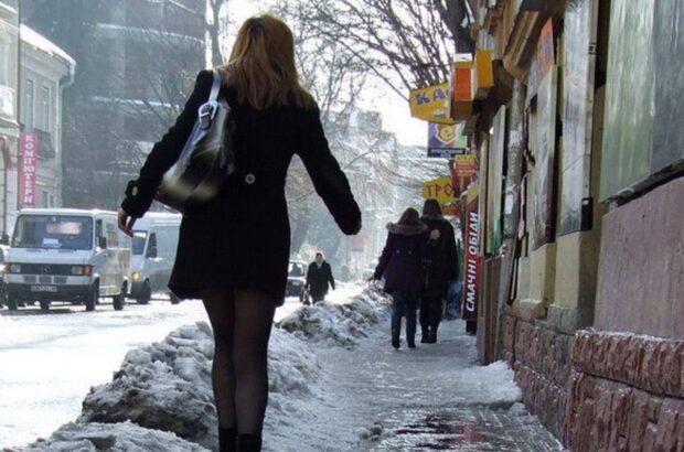 ”Цигарковий барон” Ярема і мільйонні тендери Чернівців: тютюн, дорожній картель і бюджетні гроші
