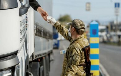 Студенти і викладачі все ще не можуть виїжджати: що не так із черговою ”новиною”