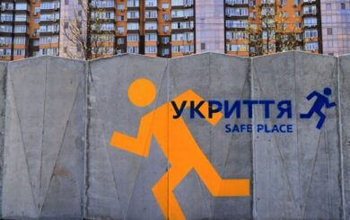 Юрист объяснил, когда во время тревоги имеют право не впустить в укрытие
