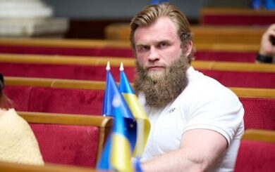 Беглец нардепа Дмитрук выступил на пророссийском форуме в Москве