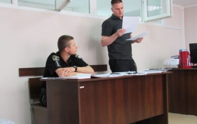 Мошенники продали 26 автомобилей, завезенных бесплатно для ВСУ