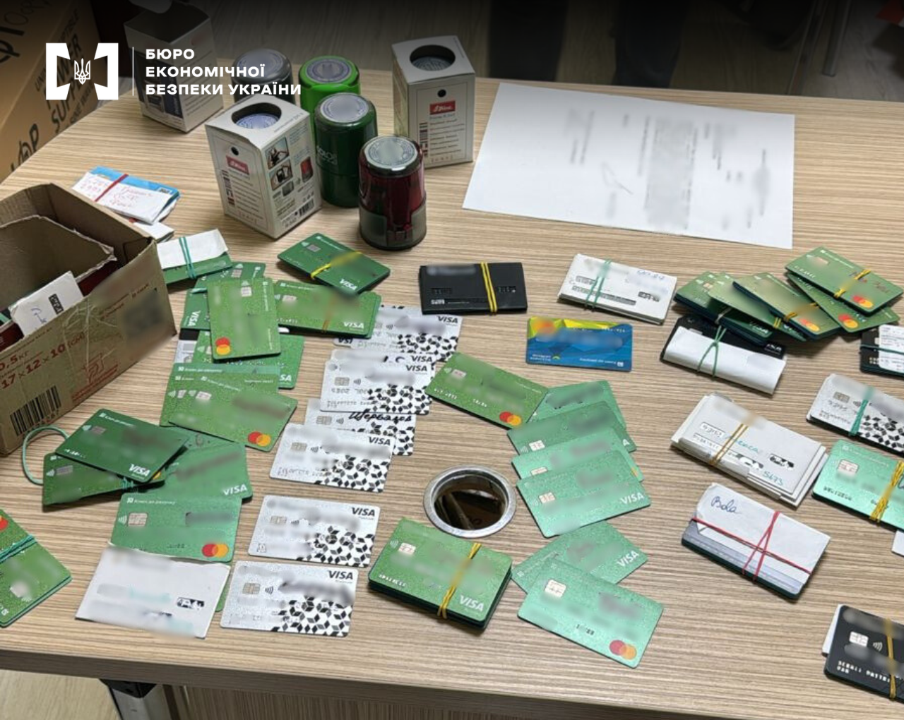 В Одессе БЭБ разоблачило схему хищения более 20 млн грн на закупках оборудования для светофоров
