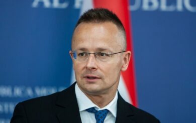 Венгрия выслала двух украинских дипломатов, обвинив их в шпионской деятельности