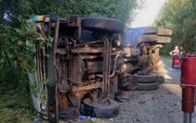 В Киевской области пьяный водитель грузовика устроил ДТП: погиб ребенок