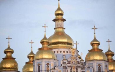 ІПСО для вірян: священників ворожої церкви направляють на ТОТ