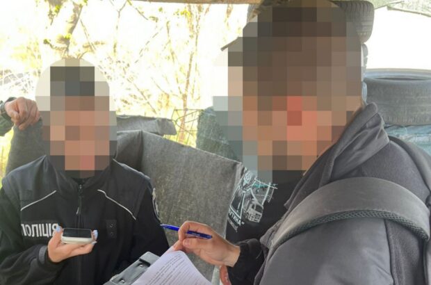 В Днепропетровской области задержали правоохранительницу за вымогательство $3 тысяч за фиктивную службу
