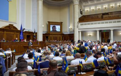 Повышение зарплат, помощь ветеранам и ВПЛ: на что пойдут средства в госбюджете-2026