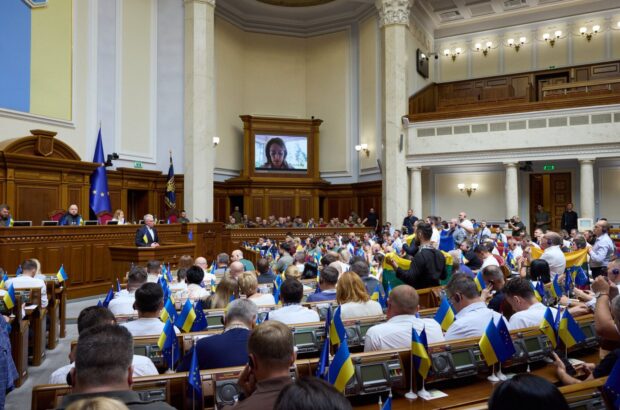 Підвищення зарплат, допомога ветеранам та ВПО: на що підуть кошти у держбюджеті-2026