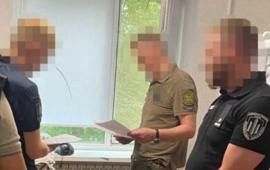 На Черкащині пʼяний начальник колонії погрожував зброєю працівнику СТО