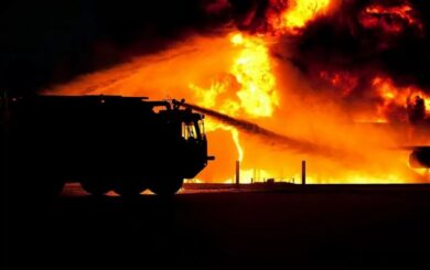 Пожежа виникла у столиці рф – горить хостел, що був колись заводом