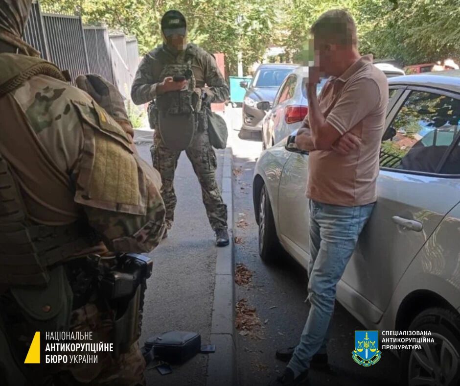 Чиновники зарабатывали во время блекаута: завысили цену на трансформаторы в пять раз