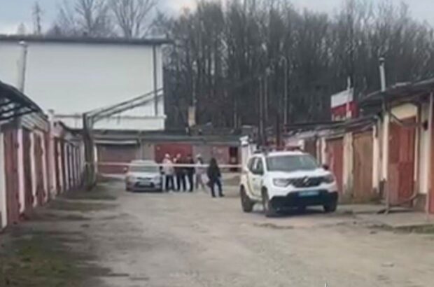 В Тернополе мужчина с топором угрожал ТЦК и бросил »коктейль Молотова»