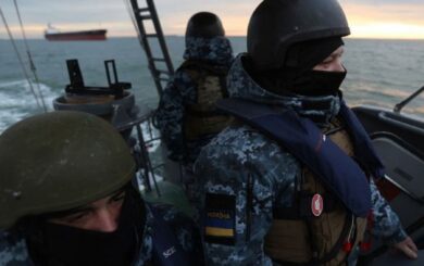 Неожиданный удар: на Кинбурне появился украинский десант и флаг