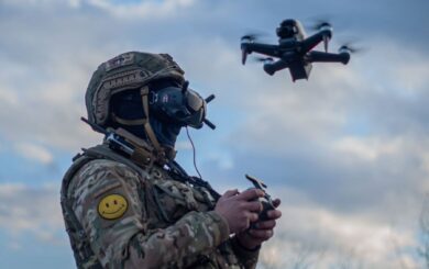Взрывы на военной авиабазе: россияне заявили о сбитых беспилотниках