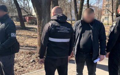 В Житомирской области разоблачили схему »списания» за деньги — задержан работник ТЦК