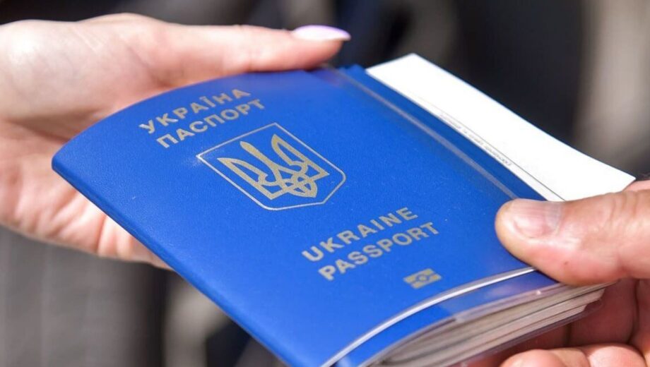 Чи може військовозобов’язаний до 23 років виїхати за кордон: юристи пояснили важливі нюанси