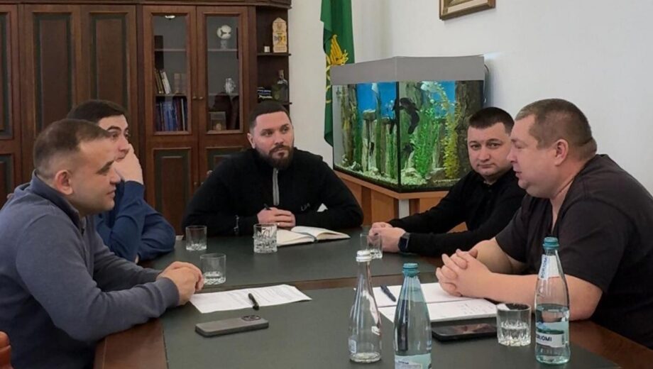 Відверте спілкування: у Львові активісти зустрілись з керівництвом митниці