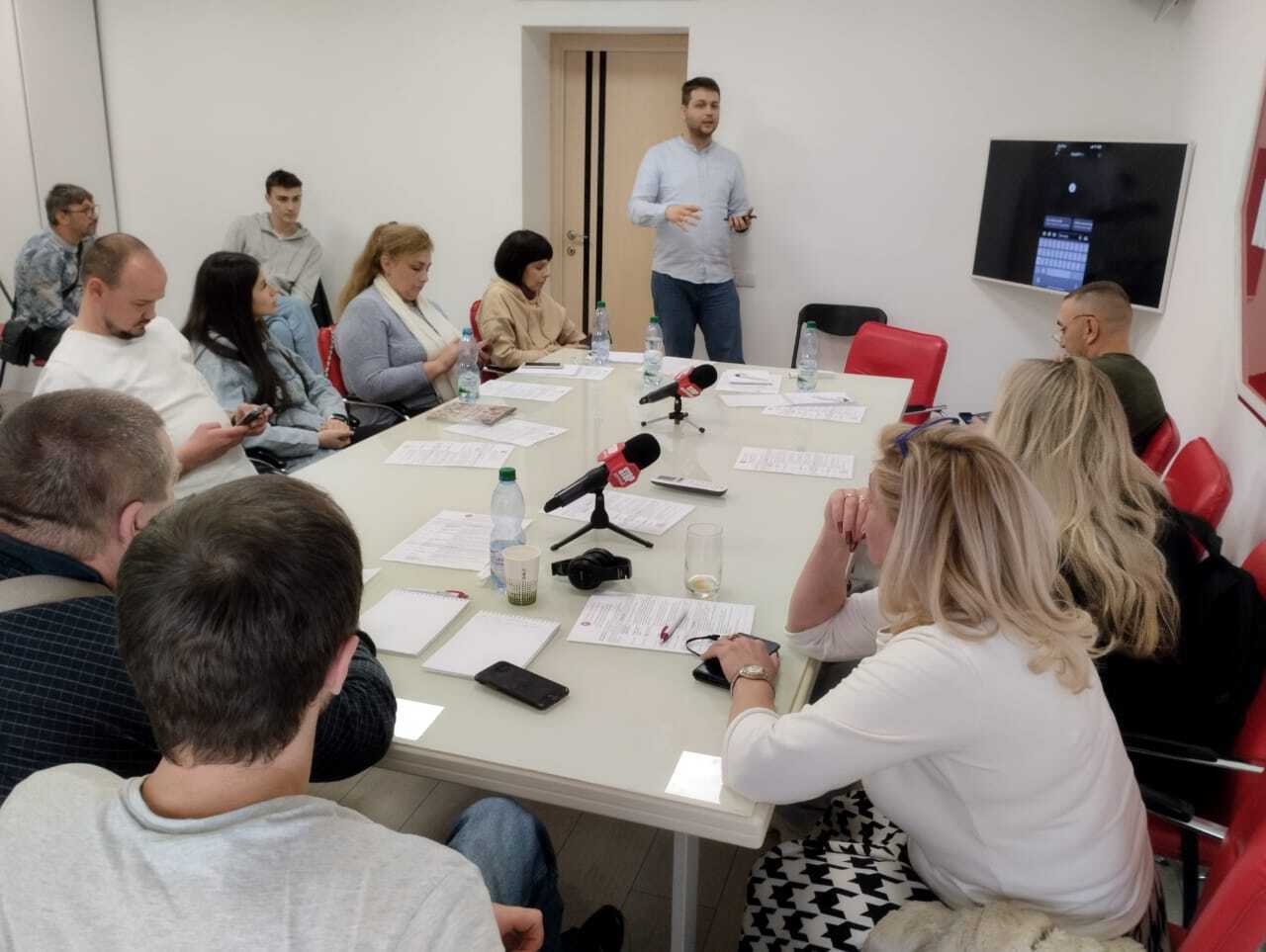 У Києві пройшов тренінг для регіональних осередків на тему ''Громадянська журналістика в умовах війни''