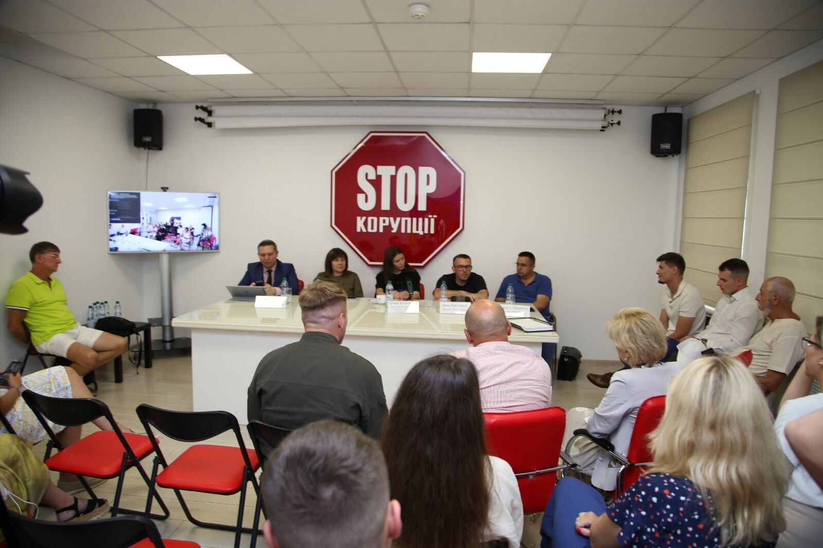 В медиацентре СтопКор состоялась дискуссия по теме лоббизма и диалога бизнеса с властью