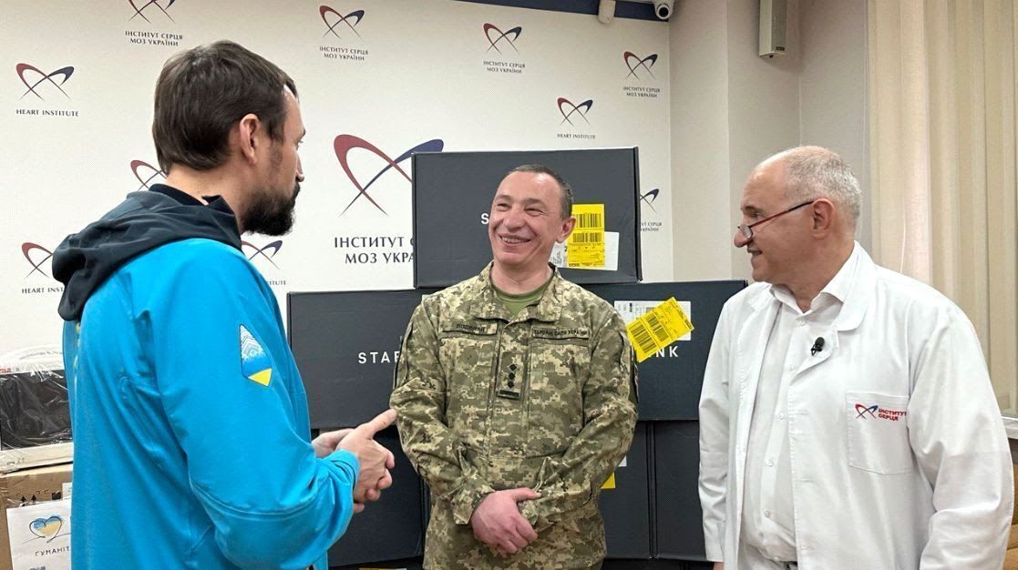 Важным направлением является обеспечение защитников на передовой