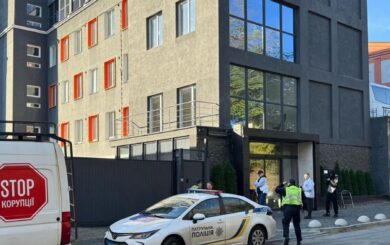 Скандальный бизнес-центр на Подоле ищет нового владельца