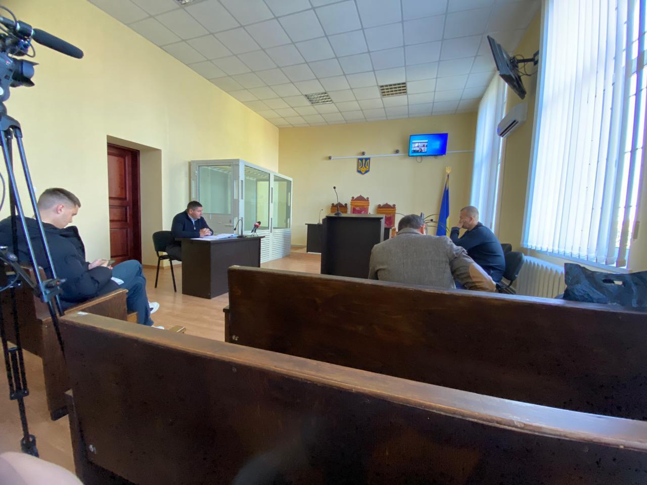 Судья разрешил вести прямую трансляцию слушания