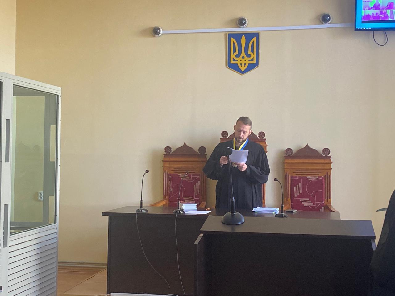 Судья Бытковский отказал в смене суда