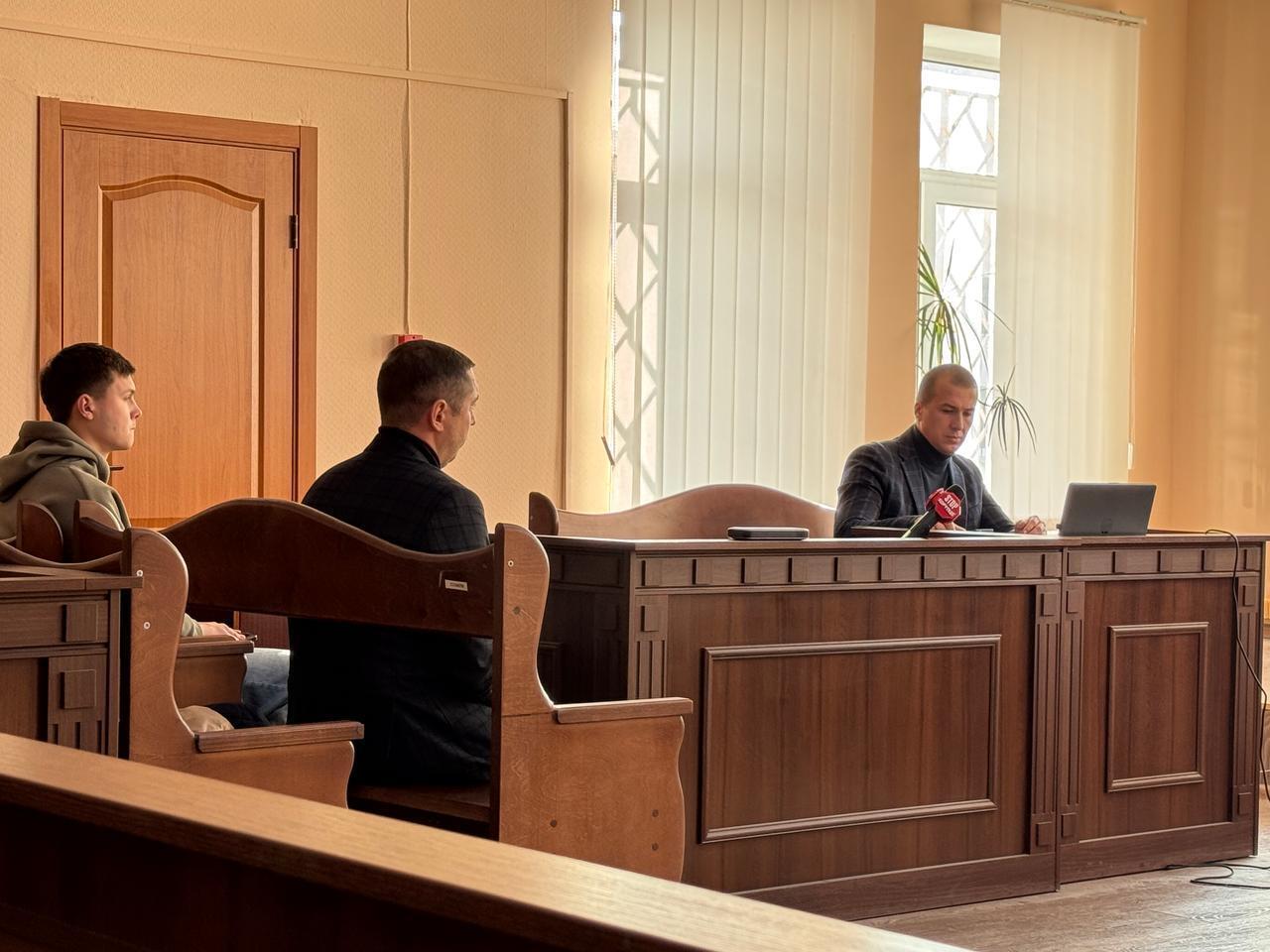 На слуханні була присутня потерпіла сторона