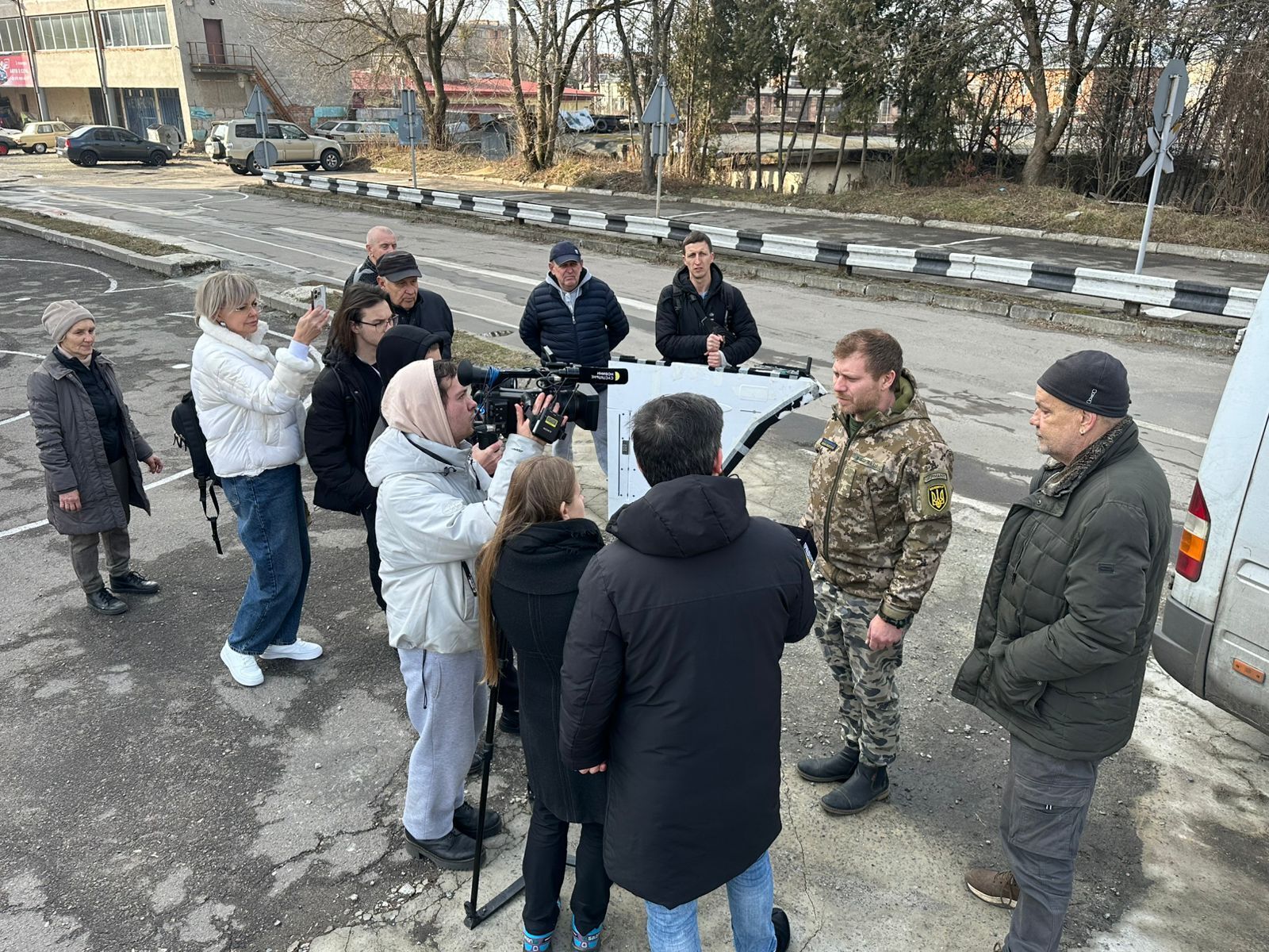 Волонтерами из Германии заинтересовали украинские медиа