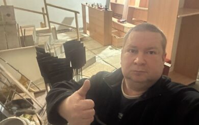 Во Львове волонтеры обустраивают социальную комнату для ночевки военных